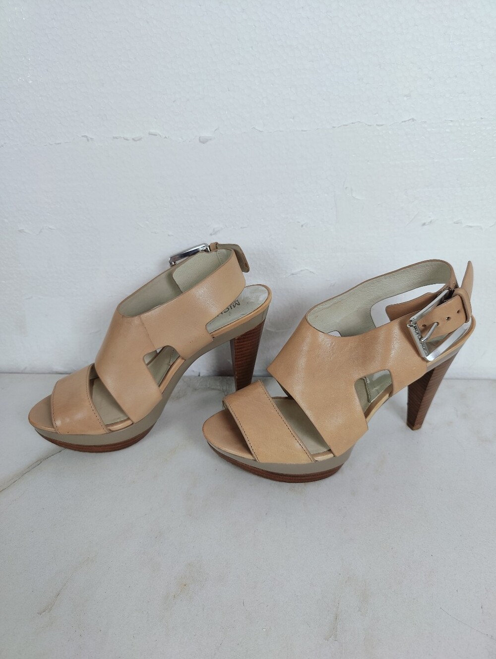 MICHAEL Michael Kors Carla Leather Platform Sandals Tan Leather, Sz 8